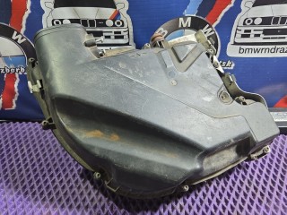 корпус воздушного фильтра BMW X6 E71/E72 E71 2010, 4.4 л., N63 B44 A, бензин, АКПП, чёрный, внедорожник 5 дв., полный привод, 13717577449, 7577449, 7577455, 7588078