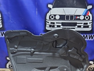 Шумоизоляция двери BMW X1 E84 2011, 2.0 л., N46 B20 BD, бензин, АКПП, белый, внедорожник 5 дв., задний привод, правый руль, 51482990619, 2990619