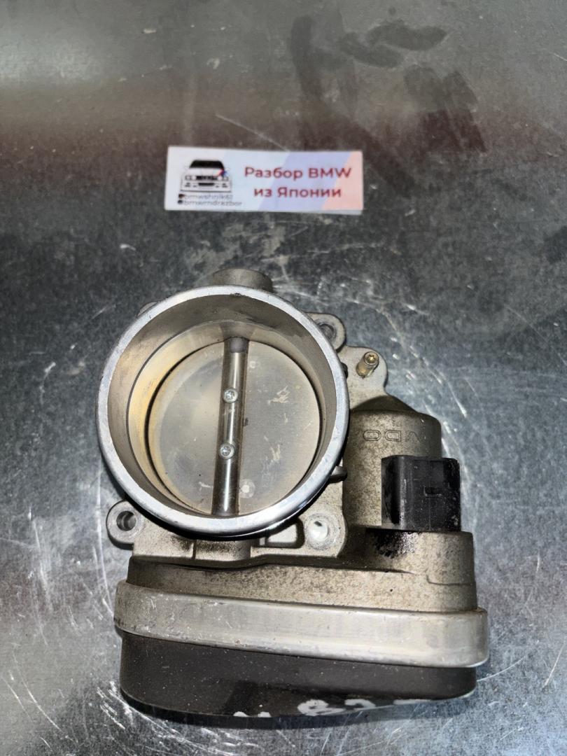 заслонка дроссельная BMW 5 серия E60/E61 E60 2003, 2.5 л., M54 B25 (256S5), бензин, АКПП, alpinweiss 3(300), седан, задний привод, правый руль, 13547502444, 7502444 - фото №1
