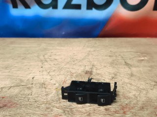 кнопка стеклоподъемника двери BMW 3 серия E46 2000, 2.2 л., M54 226 S1, бензин, АКПП, серебристый, седан, задний привод, правый руль, 61318381514