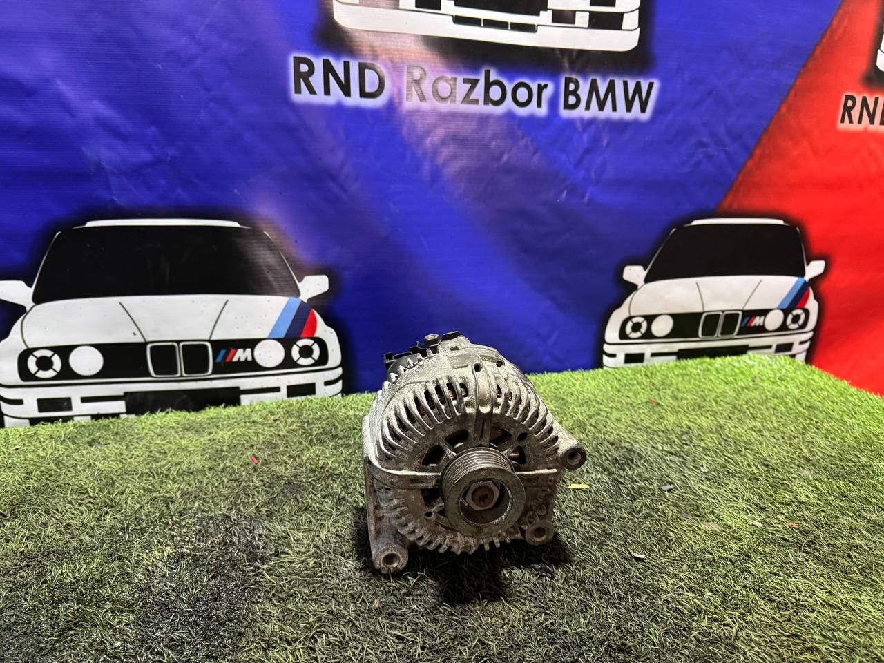 генератор BMW X5 E70 2010, 3.0 л., M57 D30 (306D5), дизель, АКПП, чёрный, внедорожник 5 дв., полный привод, правый руль, 12317796125, 7796125 - фото №1