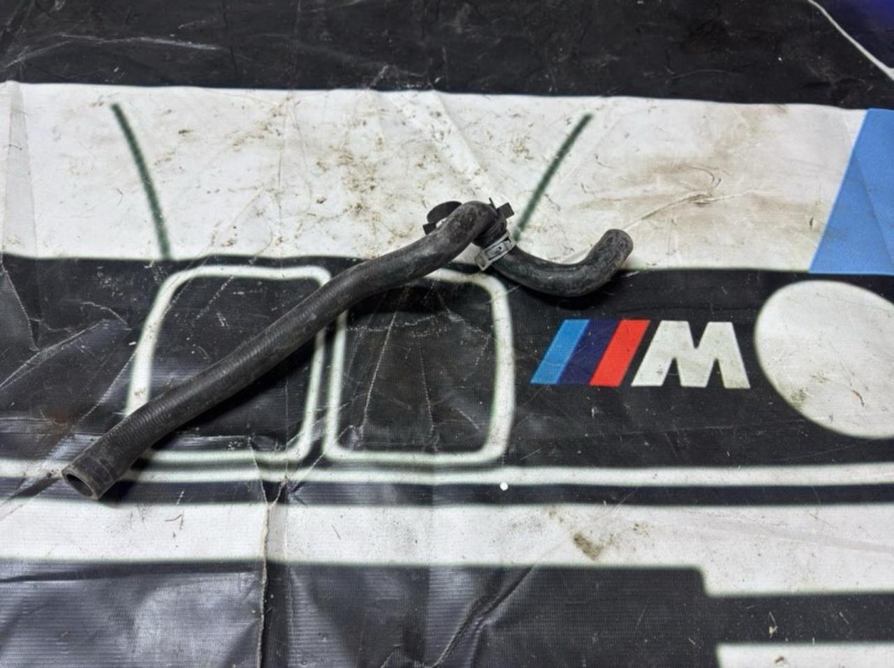 патрубок (трубопровод, шланг) BMW 5 серия E60/E61 E60 2005, 3.0 л., N52 B30 AF, бензин, АКПП, silbergrau metallic (a08), седан, задний привод, правый руль, 64216910757, 64216910757 - фото №1