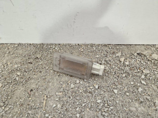 фонарь салона (плафон) Nissan Juke YF15 2011, 1.5 л., K9K 410, дизель, 6МКПП, nah (красный), хетчбэк 5 дв.