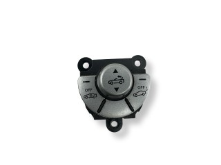 кнопка складывания крыши Mercedes-Benz SLK-Класс R171 2005, 1.8 л., Kompr, M 271.944, бензин, 6МКПП, benitoitblau, родстер, задний привод, правый руль, A1718205110