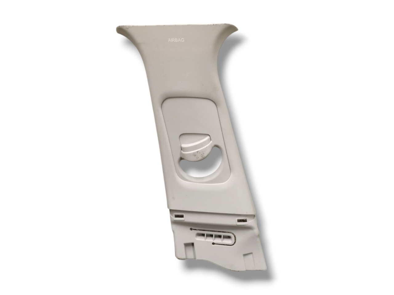 обшивка стойки центральной левой Hyundai Tucson 4 поколение NX4 2022, 1.6 л., GDi, G4FU, гибрид, робот, shimmering silver / r2t, внедорожник 5 дв., передний привод, правый руль, 85830-N7100, 85830-N7000, 85831-N7000 - фото №1