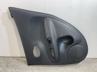 обшивка двери задняя правая Nissan Juke YF15 2011, 1.5 л., K9K 410, дизель, 6МКПП, nah (красный), хетчбэк 5 дв., 829001KB0A, 829221KB0A