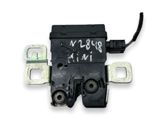 замок багажника Mini Cooper 2 поколение [рестайлинг] R56 2013, 1.6 л., D, N47 C16 A, дизель, 6МКПП, lightning blue, хетчбэк 3 дв., передний привод, правый руль, 2754528, 51242754528