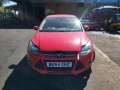 решётка бампера боковая левая Ford Focus 3 поколение 2014, 1.0 л., Ti, M2DA, бензин, 5МКПП, race red / a7, хетчбэк 5 дв., передний привод, правый руль, BM51-17K947-A - фото №3