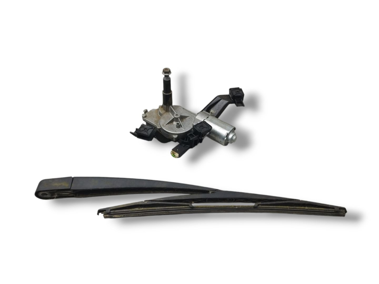 моторчик заднего стеклоочистителя (дворника) Peugeot 207 1 поколение 2007, 1.4 л., i, KFV (TU3A), бензин, 5МКПП, noir obsidien / exl, хетчбэк 3 дв., передний привод, правый руль, 0390201813, 9652418780 - фото №1