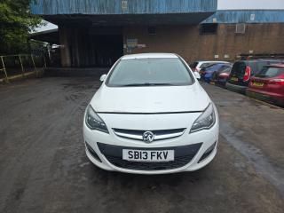 Opel Astra J [рестайлинг]