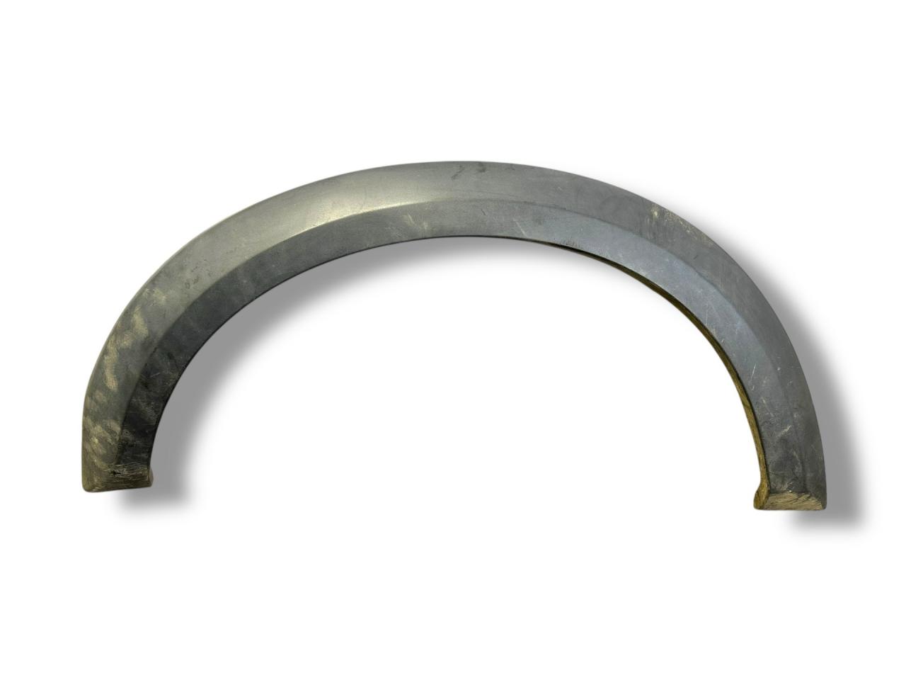 накладка колесной арки передний левый Land Rover Discovery 3 поколение L319 2004, 2.7 л., TD, 276DT, дизель, АКПП, zambesi silver / 737, внедорожник 5 дв., полный привод, правый руль, DFJ000032 - фото №1