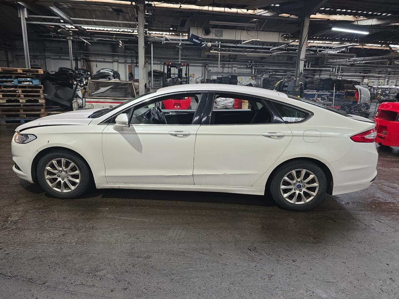 Ford Mondeo 5 2016