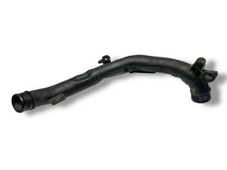 патрубок интеркулера Volkswagen Scirocco 3 поколение 2013, 2.0 л., TDi, CFHC, дизель, 6МКПП, deepblack / lc9x, хетчбэк 3 дв., передний привод, правый руль, 5N0145840G