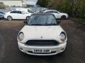 заглушка (решетка) в бампер Mini Cooper 2 поколение R56 2008, 1.4 л., i, N12 B14 A, бензин, 6МКПП, pepper white / 850, хетчбэк 3 дв., передний привод, правый руль, 51112751285, 2751285 - фото №7