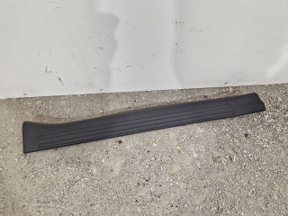 накладка на порог внутренняя Nissan Juke YF15 2011, 1.5 л., K9K 410, дизель, 6МКПП, nah (красный), хетчбэк 5 дв., 769B51KA2A