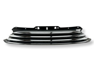 решетка радиатора Mini Cooper 2 поколение [рестайлинг] R56 2013, 1.6 л., D, N47 C16 A, дизель, 6МКПП, lightning blue, хетчбэк 3 дв., передний привод, правый руль
