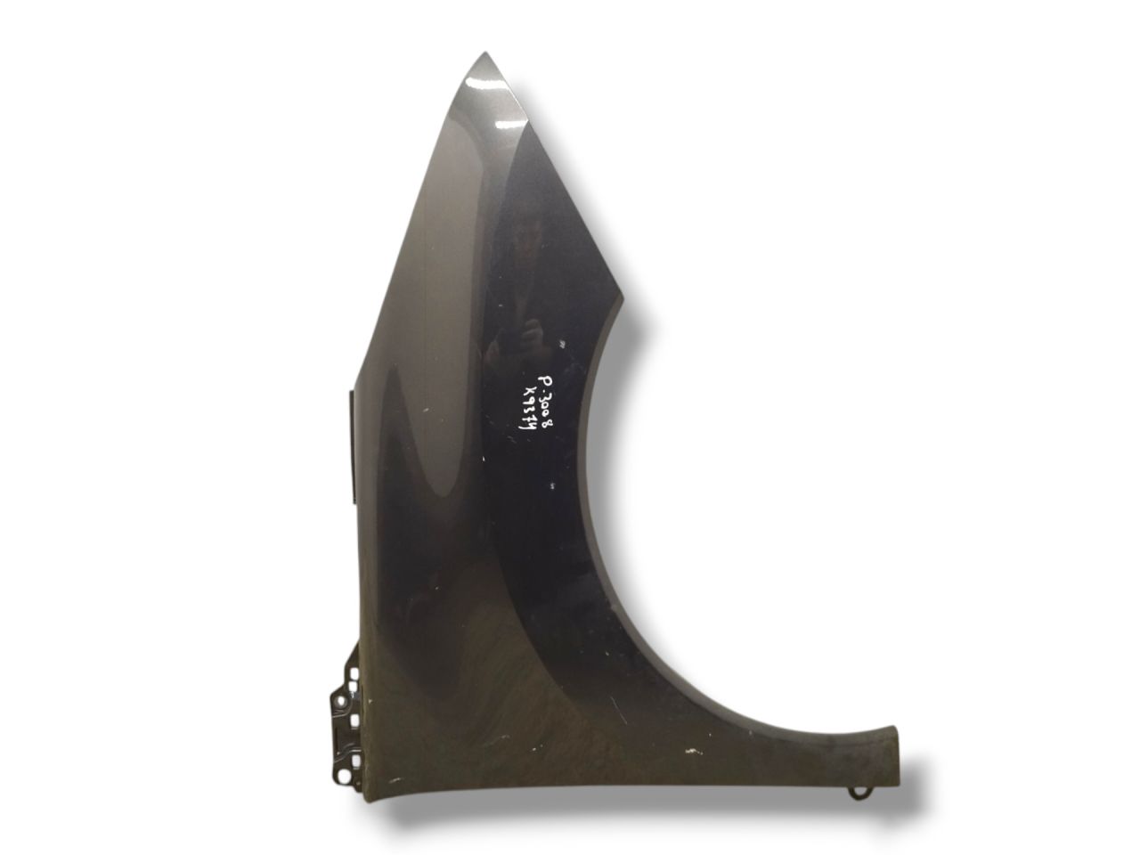 крыло переднее правое Peugeot 3008 1 поколение 2010, 1.6 л., HDi, 9HZ (DV6TED4), дизель, робот, gris shark / ktp, внедорожник 5 дв., передний привод, правый руль, 7841Z1 - фото №1