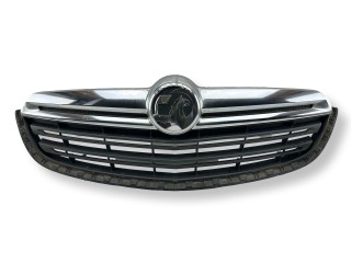 решетка радиатора Opel Combo 4 поколение (D) 2011, 1.6 л., CDTi, A 16 FDH, дизель, 6МКПП, mitternachtsschwarz, фургон, передний привод, правый руль, 735539600, 95513021, 95513026, 735539396