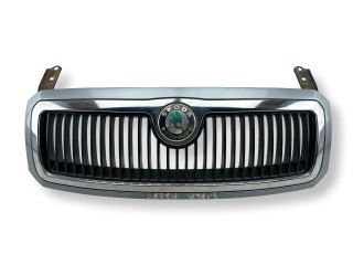решетка радиатора Skoda Fabia 1 поколение (6Y) [рестайлинг] 6Y 2004, 1.4 л., TDi PD, AMF, дизель, 5МКПП, stone gray, хетчбэк 5 дв., передний привод, правый руль, 6Y0853668