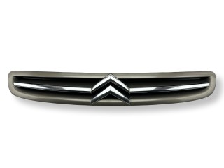 решетка радиатора Citroen Xsara Picasso 1 поколение [рестайлинг] 2009, 1.6 л., i, NFU (TU5JP4), бензин, 5МКПП, nocciola / keb, минивэн, передний привод, правый руль, 9650059377, 9650059677