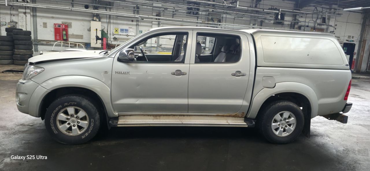 Toyota Hilux 7  рест. 2011