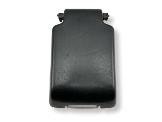 подлокотник Land Rover Discovery 3 поколение 2005, 2.7 л., TD, 276DT, дизель, 6МКПП, cairns blue, внедорожник 5 дв., полный привод, правый руль