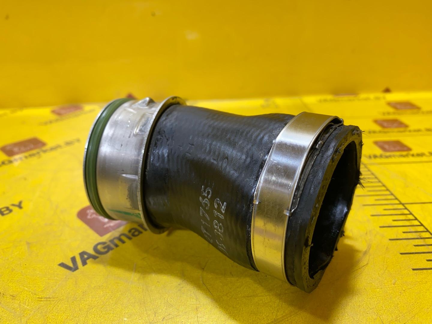 патрубок интеркулера Audi Q3 8U 2012, 2.0 л., бензин, 1K0145828F