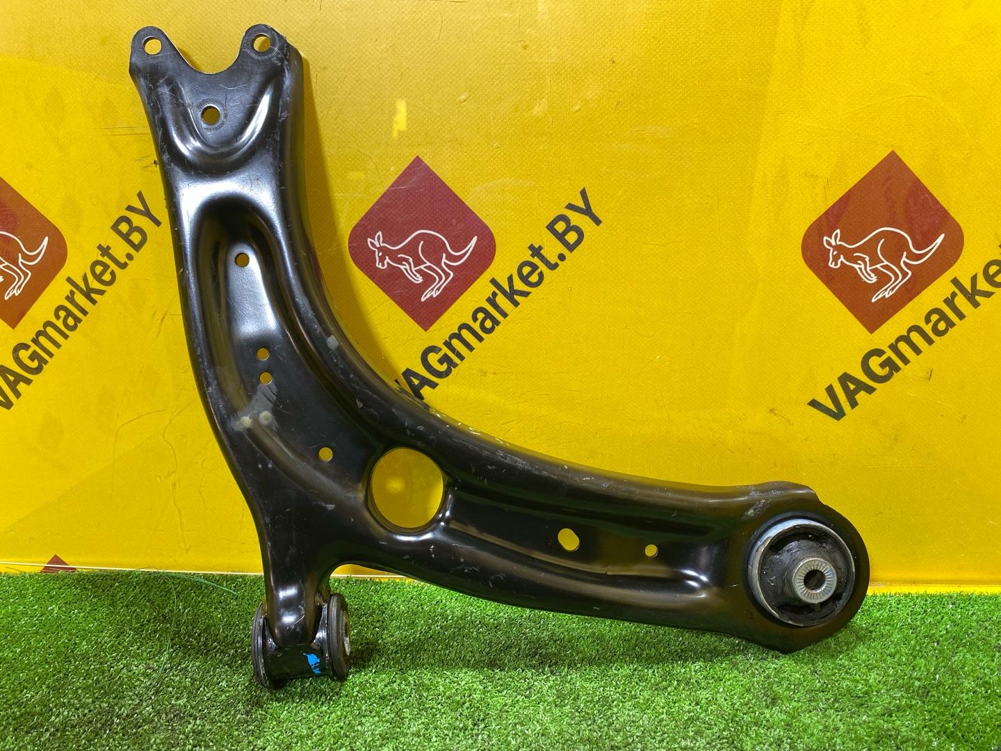 рычаг передний правый Audi Q3 F3 2023, 2.0 л., бензин, 3Q0407152S