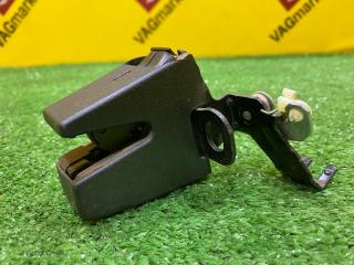 замок багажника Volkswagen Caddy 4 поколение 2016, 1.4 л., бензин, 2K0827257