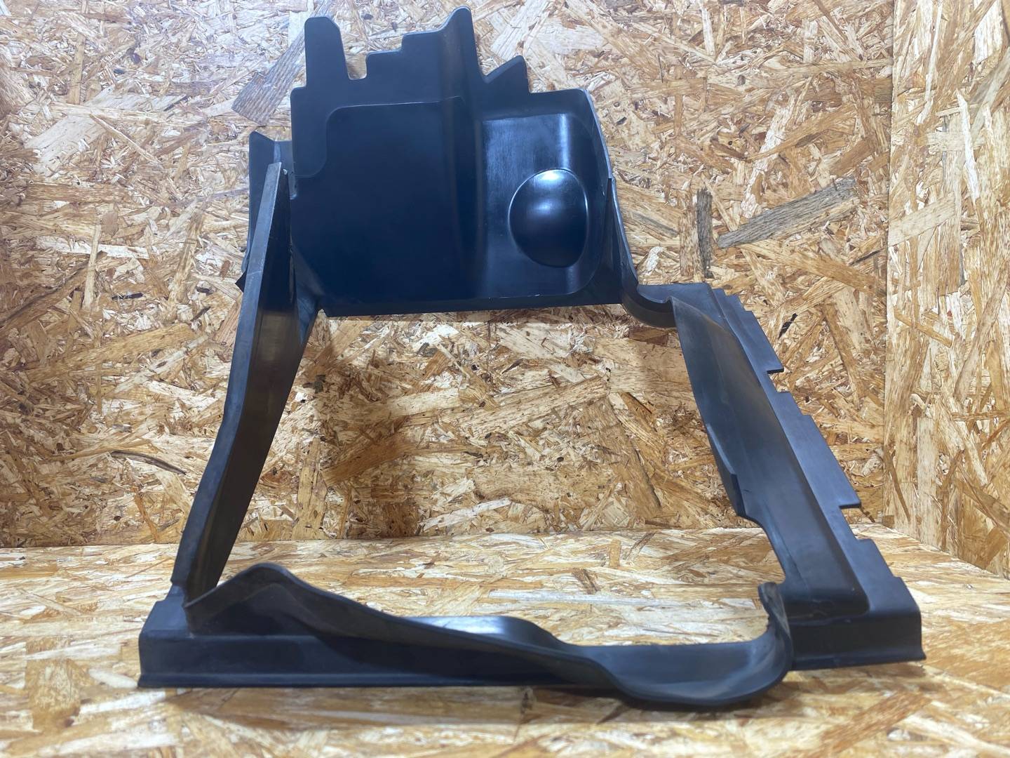 воздуховод интеркулера Audi Q7 4L 2009, 3.0 л., дизель, 4L0117335F - фото №12