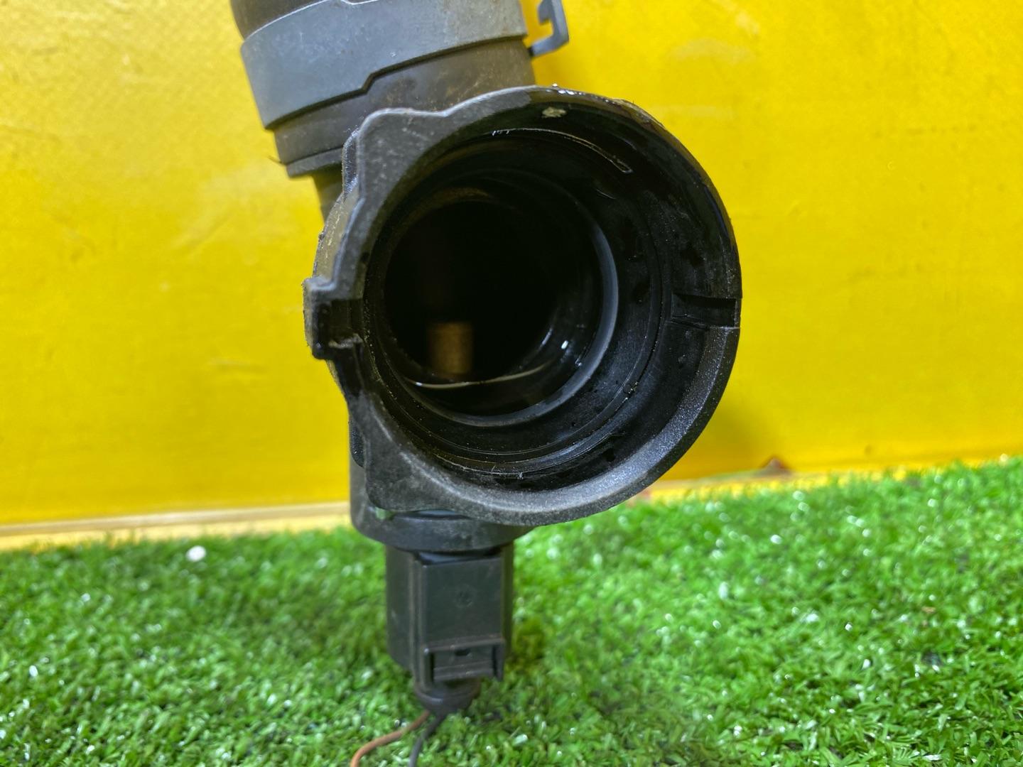 патрубок радиатора Volkswagen Tiguan 2 поколение 2020, 2.0 л., бензин, 5QF122051BE - фото №5