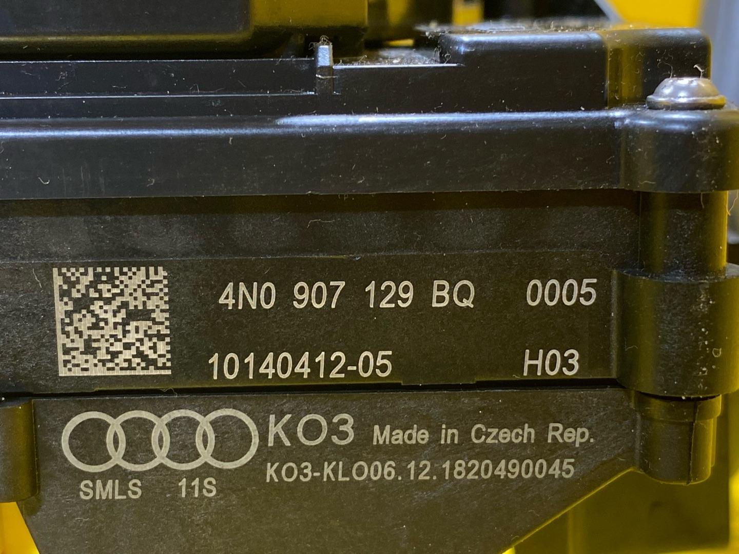 переключатель подрулевой (стрекоза) Audi A8 D5 2019, 3.0 л., дизель, 4N0907129BQ - фото №11