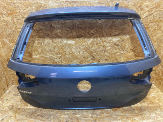 крышка багажника (дверь 3-5) Volkswagen Passat B8 2016, 2.0 л., дизель, 3G9827025