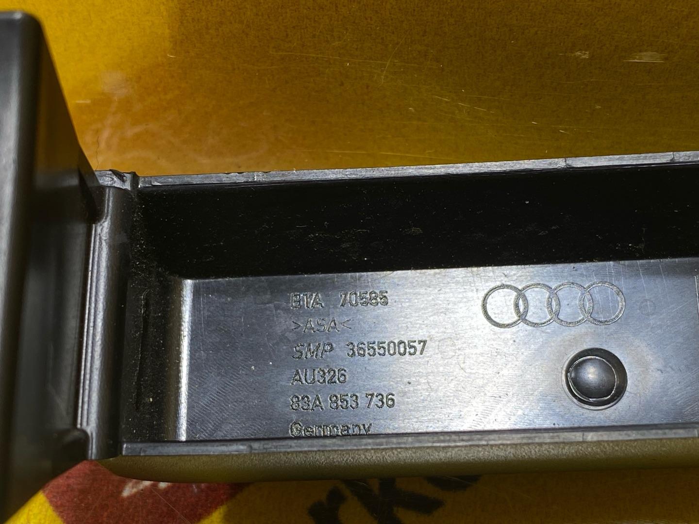 эмблема Audi Q3 F3 2021, 2.0 л., бензин, 83A853736, 8R0853737A - фото №7