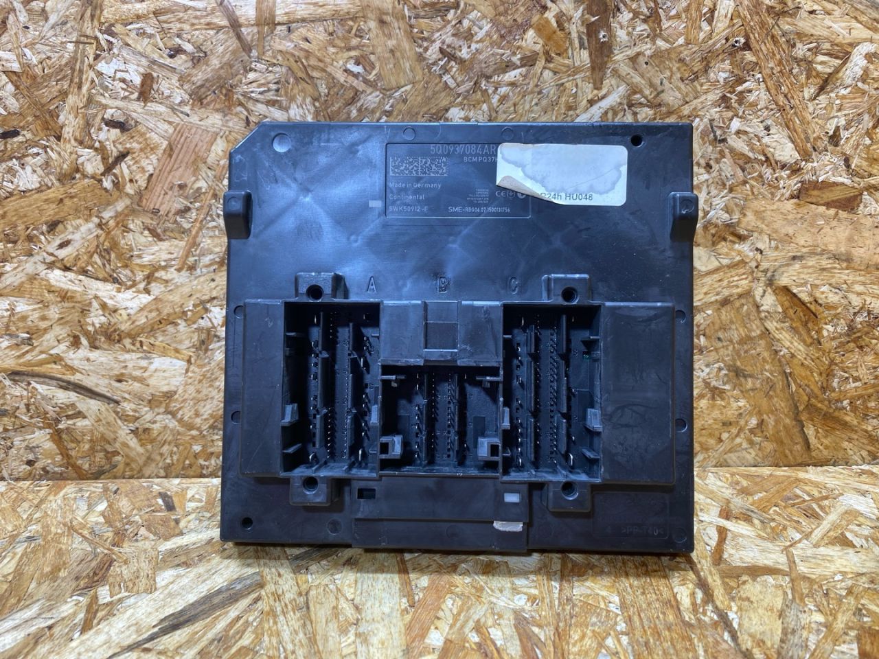 блок комфорта Audi A3 8V 2015, 1.4 л., бензин, 5Q0937084AR - фото №1