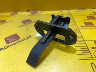 ограничитель открывания двери Volkswagen Caddy 4 поколение 2018, 2.0 л., дизель, 2K5827455