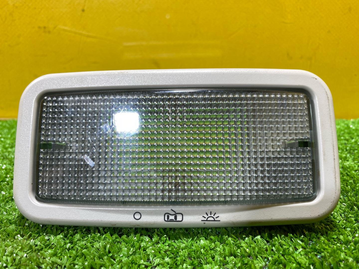 фонарь салона (плафон) Volkswagen Caddy 3 поколение [рестайлинг] 2013, 2.0 л., дизель, 7E0947105E