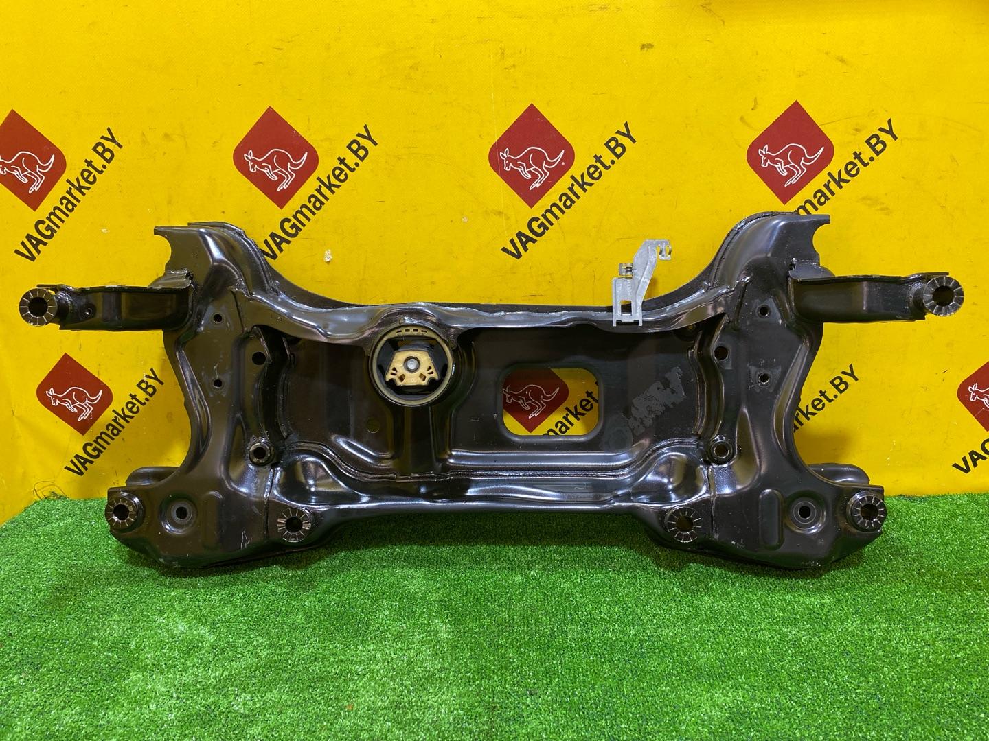 балка подвески передняя (подрамник) Volkswagen Caddy 3 поколение [рестайлинг] 2013, 2.0 л., дизель, 1K0199315B