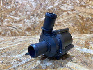 насос антифриза дополнительный Audi Q7 4M [рестайлинг] 2022, 3.0 л., бензин, 06H121601M