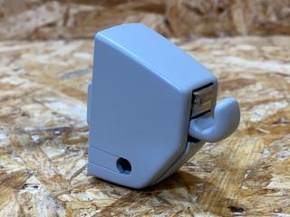 Крепление (крючок) солнцезащитного козырька Audi Q7 4M 2016, 3.0 л., дизель, 4M0859561C