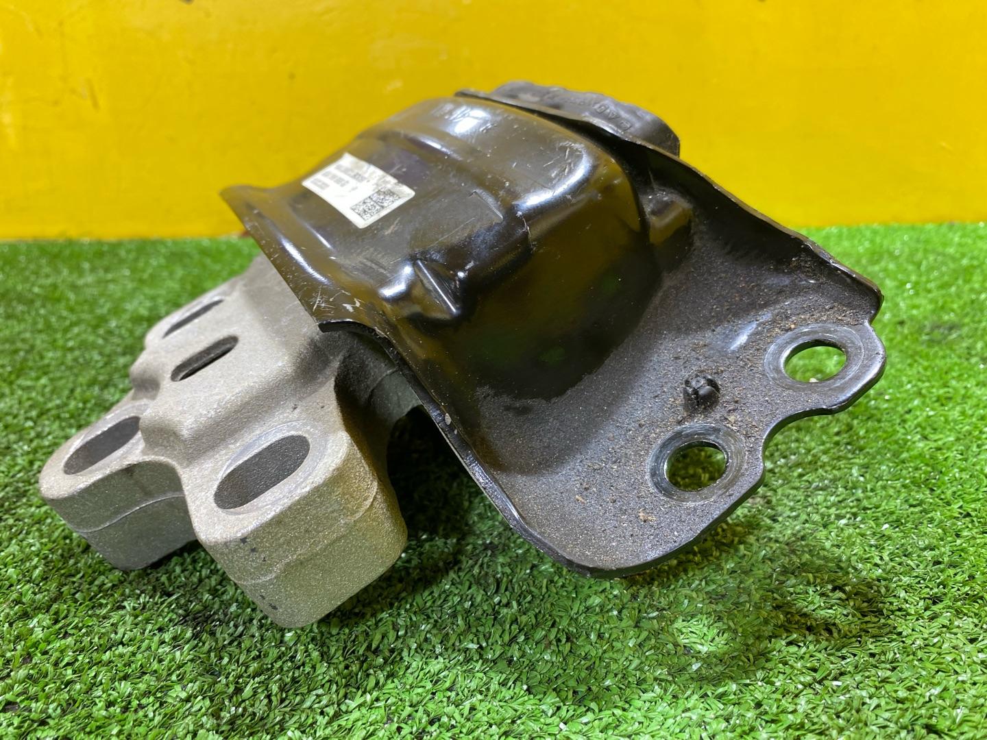 подушка крепления КПП Volkswagen Tiguan 2 поколение 2020, 2.0 л., бензин, 5QA199555G - фото №4
