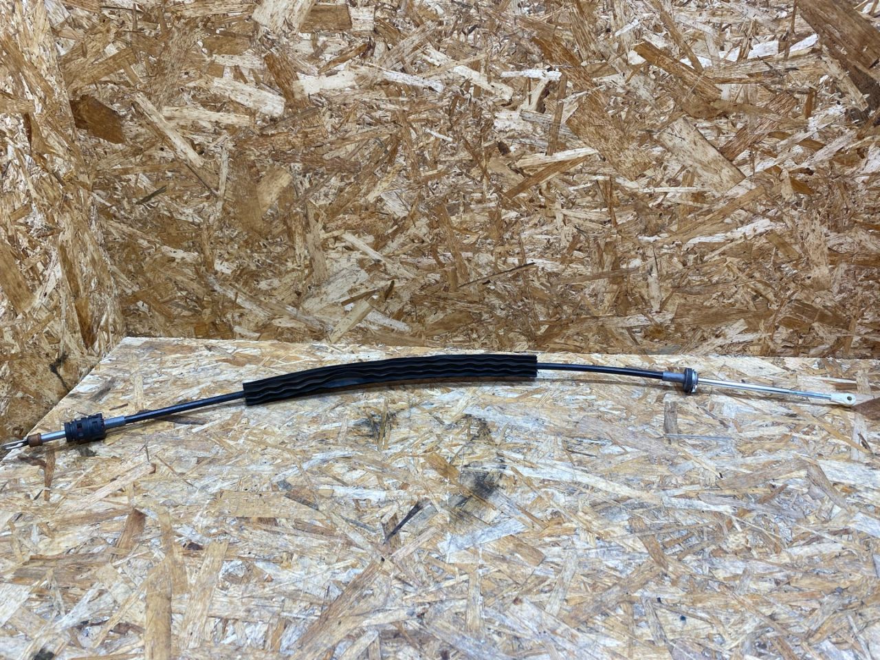 трос кулисы КПП Volkswagen Golf Alltrack 7 поколение 2017, 1.8 л., бензин, 5Q0713266R - фото №1