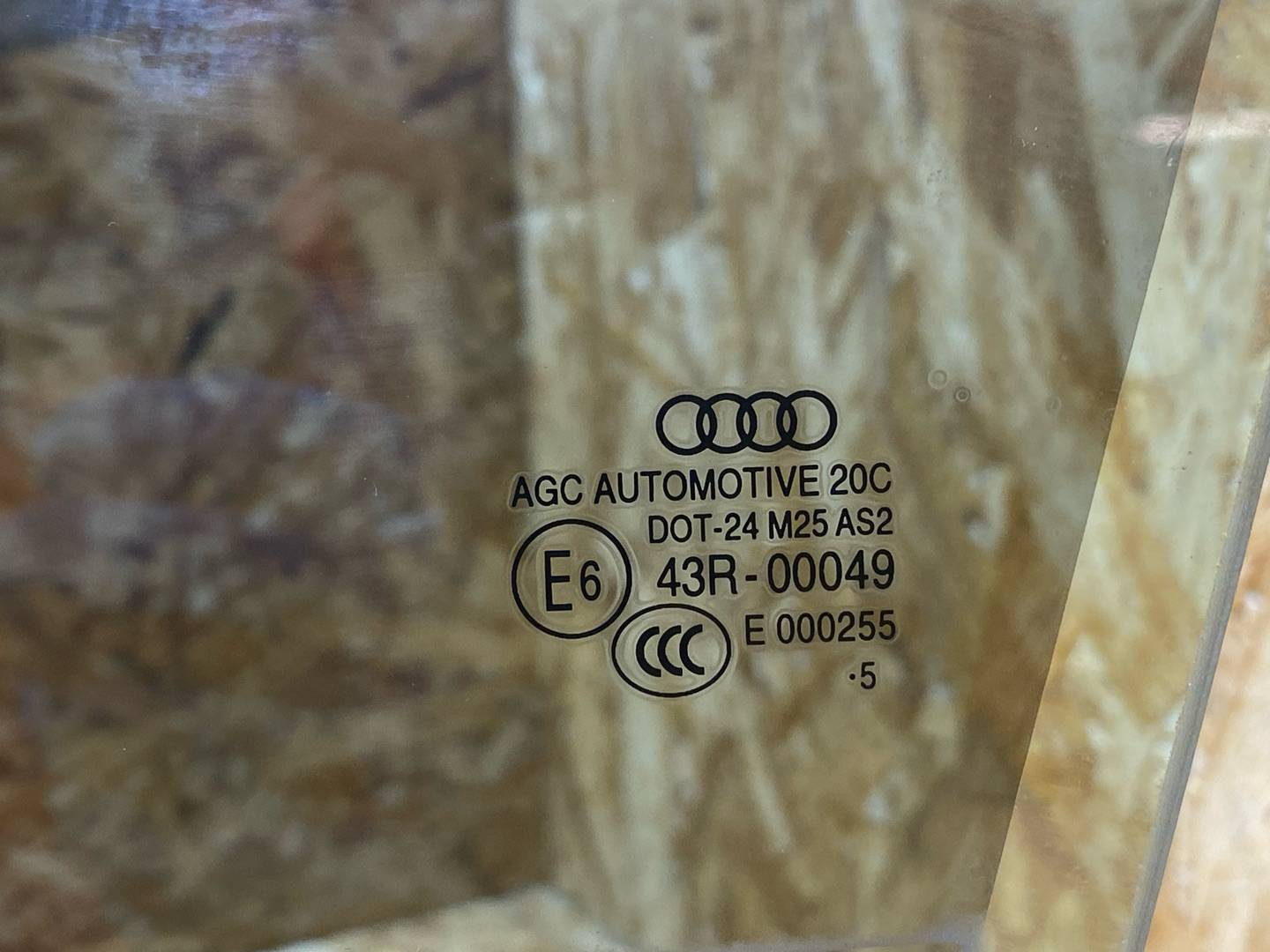 стекло двери передней левой Audi A3 8V 2015, 1.4 л., бензин, 8V5845201 - фото №9