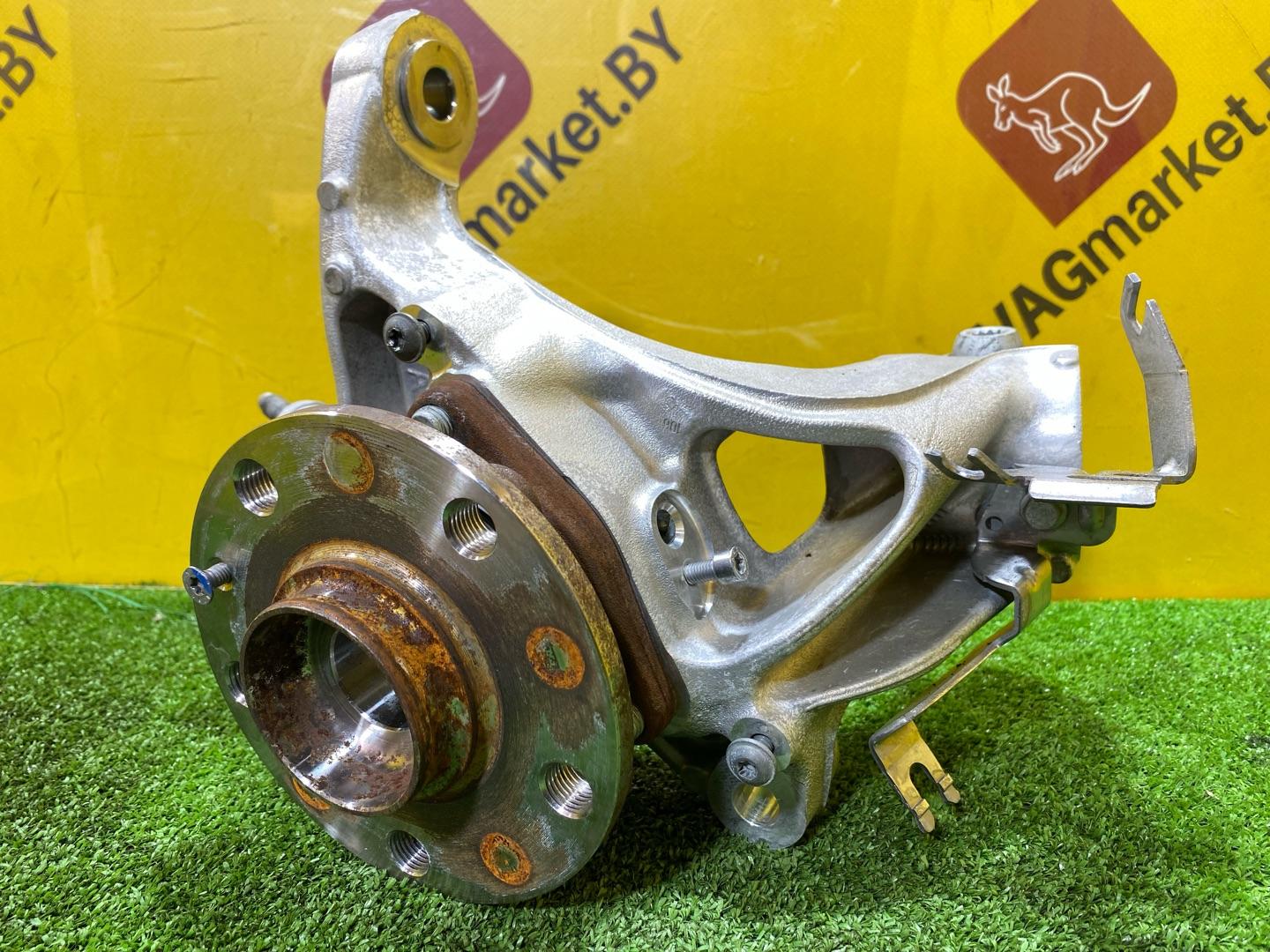 кулак поворотный правый Audi Q3 F3 2023, 2.0 л., бензин, 5Q0407254A