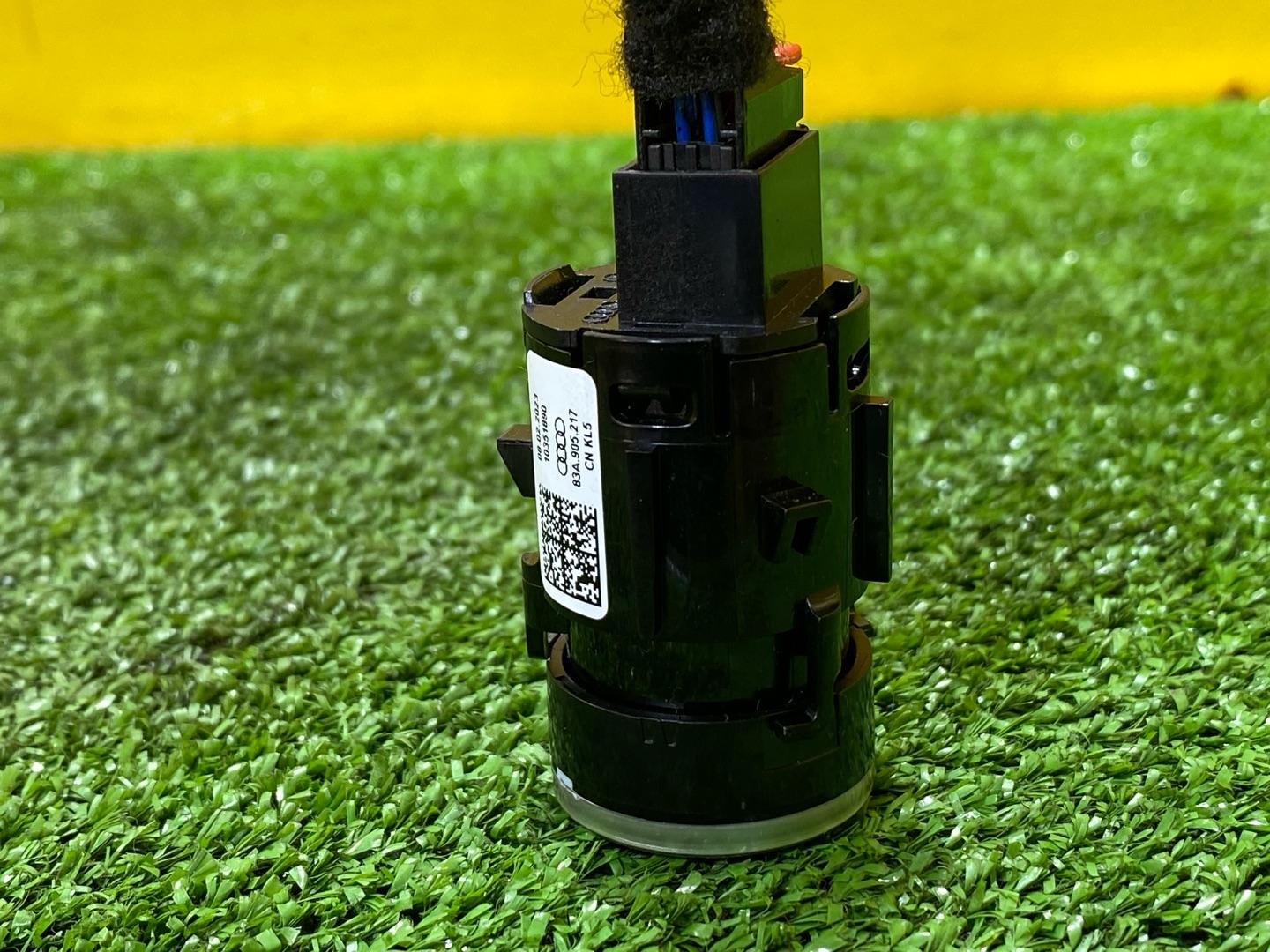 кнопка запуска двигателя Audi Q3 F3 2023, 2.0 л., бензин, 83A905217 - фото №6