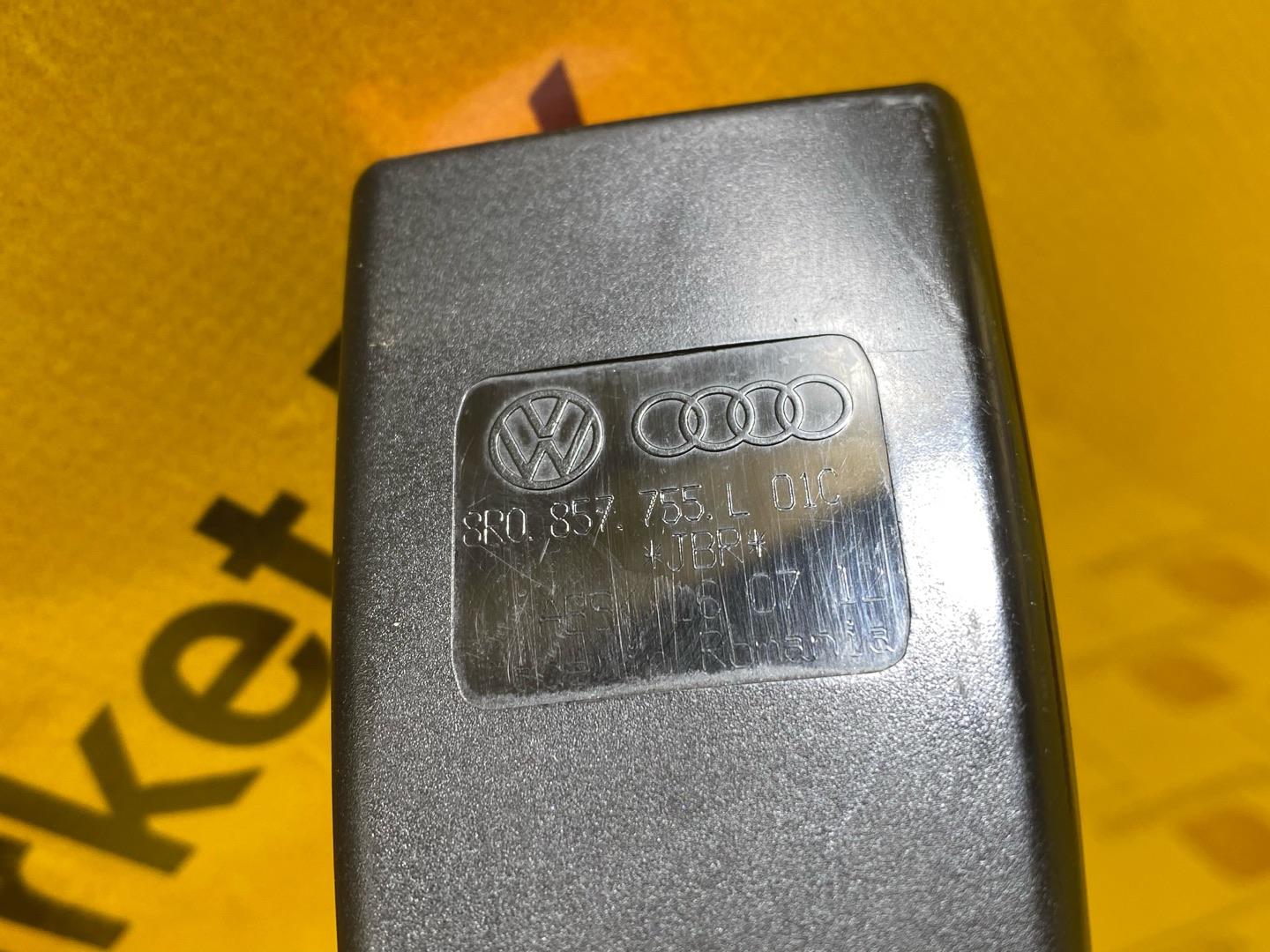 замок ремня безопасности Audi Q3 8U 2012, 2.0 л., бензин, 8R0857755L - фото №7