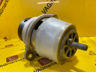 подушка крепления двигателя Audi Q7 4L [рестайлинг] 2014, 3.0 л., дизель, 7L8199131F