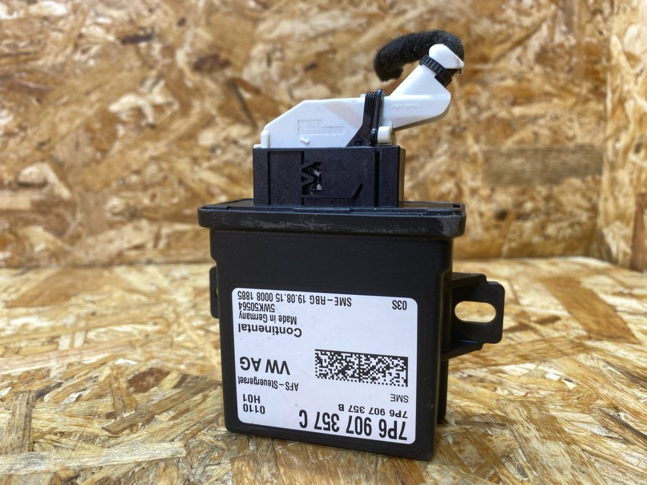 блок управления светом Volkswagen Passat B8 2016, 2.0 л., дизель, 7P6907357C - фото №1