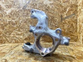 кулак задний левый Volkswagen T-Roc 1 поколение [рестайлинг] 2024, 2.0 л., бензин, 5Q3505435B