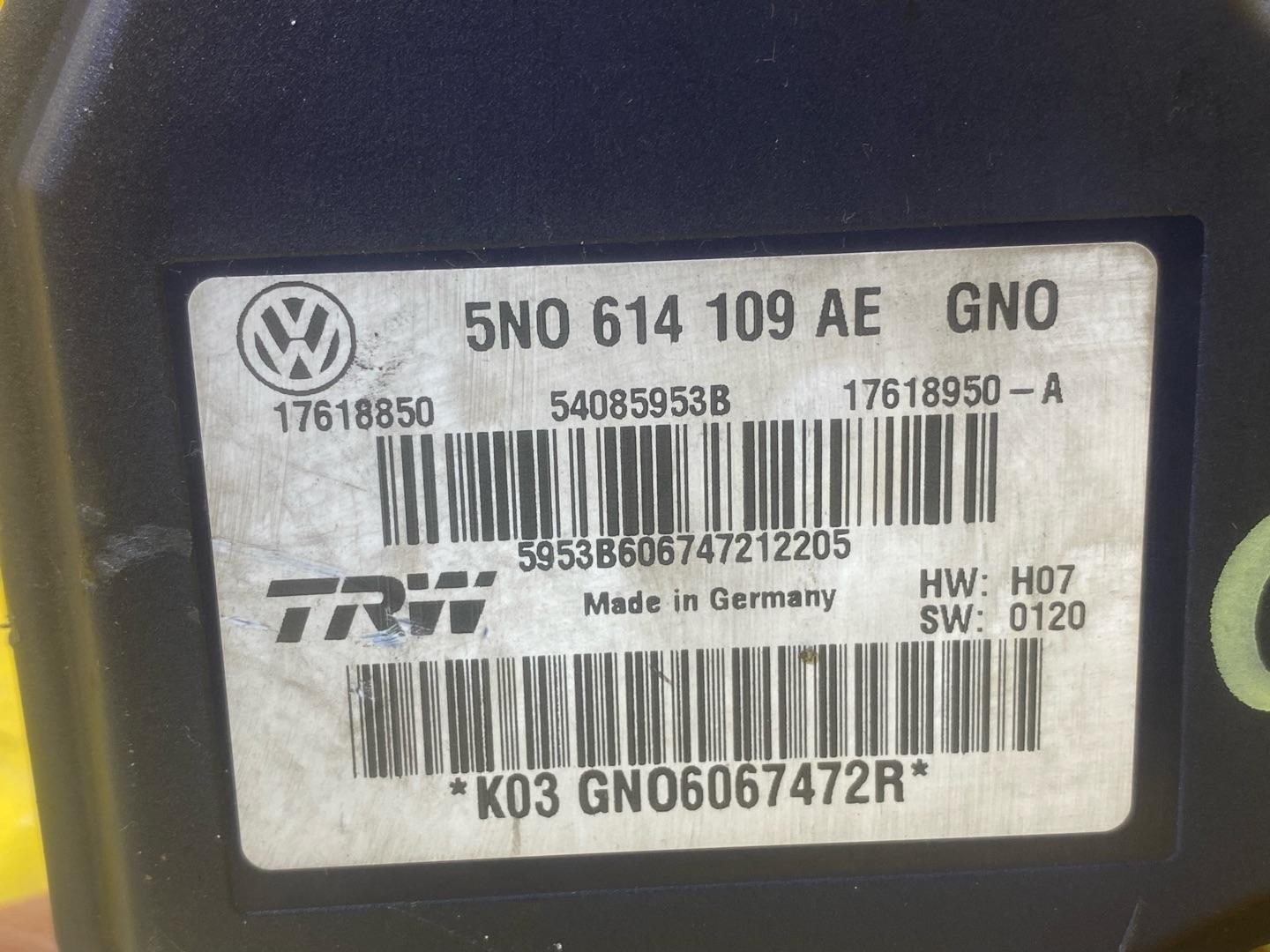 блок ABS Audi Q3 8U 2012, 2.0 л., бензин, 5N0614109AE, 5N0614109AF - фото №5
